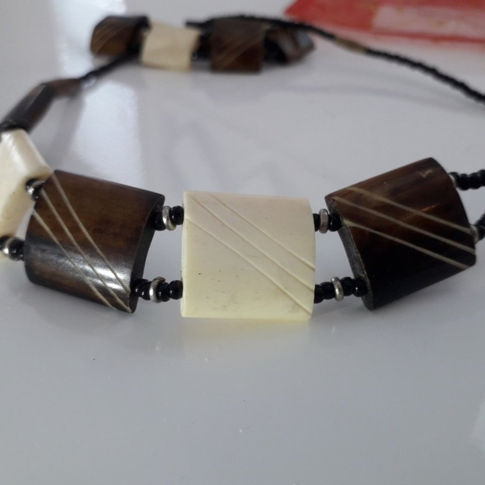 NWOT - TRIBAL JEWELRY NECKLACE AND BRACELET SET